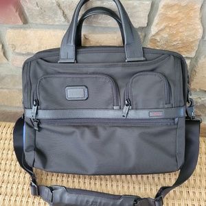 TUMI Alpha 2 Black Expandable Briefcase Messenger Bag Ballistic Nylon